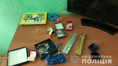 Оперативники Тернополя затримали групу квартирних злодіїв – Нацполіція Оперативники Тернополя затримали групу квартирних злодіїв – Нацполіція