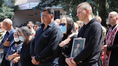 На Львівщині попрощалися з Героєм України Тарасом Матвіївим На Львівщині попрощалися з Героєм України Тарасом Матвіївим