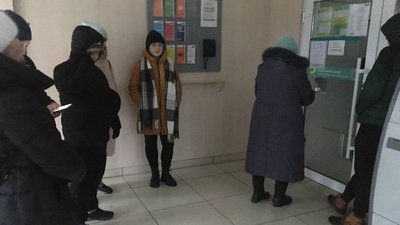 Банк встановив генератор в підвалі багатоповерхівки: сумчани скаржаться на чад Банк встановив генератор в підвалі багатоповерхівки: сумчани скаржаться на чад