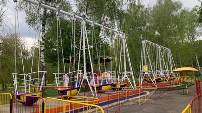 У Тернополі в парках запрацювали атракціони У Тернополі в парках запрацювали атракціони