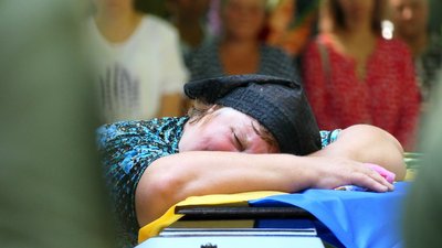 В Ямполі на Сумщині прощалися з військовим Миколою Обревком В Ямполі на Сумщині прощалися з військовим Миколою Обревком