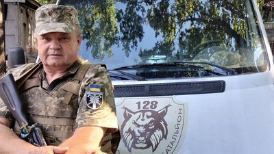 Військовий із Закарпаття Василь Штефко: "Не можу бути тут, я хочу до хлопців на фронт" Військовий із Закарпаття Василь Штефко: "Не можу бути тут, я хочу до хлопців на фронт"