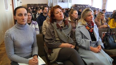У Житомирі Марія Бурмака презентувала творчий проєкт "Улюблені класики" У Житомирі Марія Бурмака презентувала творчий проєкт "Улюблені класики"