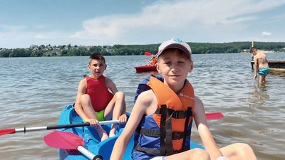 Діти в човні Діти в човні