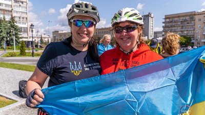 "Велодень" у Житомирі – індивідуальні та мінігрупові заїзди з метою підтримки Збройних сил України "Велодень" у Житомирі – індивідуальні та мінігрупові заїзди з метою підтримки Збройних сил України