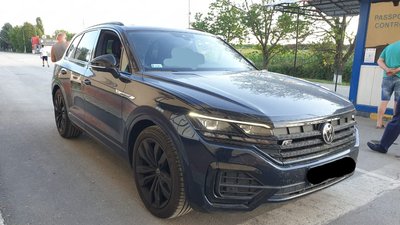 Уродженець Виноградівщини хотів ввезти в Україну авто за підробленими документами