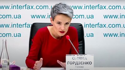 Напад на журналістів "Схем": у Наглядовій раді банку пояснили, чому не звільнили Мецгера
