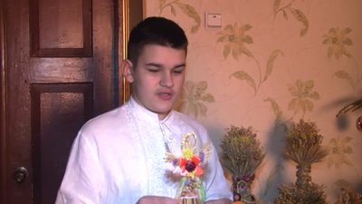 У Луцьку сім’я виготовила понад 100 дідухів до Різдва У Луцьку сім’я виготовила понад 100 дідухів до Різдва