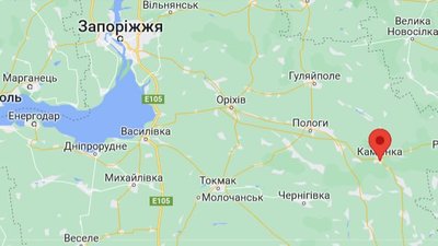 У Кам'янці на Запоріжжі росіяни вивісили триколор на РАЦСі та планують проводити перепис — місцева мешканка У Кам'янці на Запоріжжі росіяни вивісили триколор на РАЦСі та планують проводити перепис — місцева мешканка