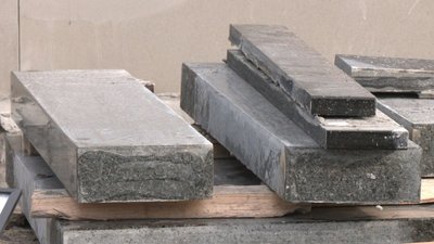 Демонтували плити з могили військового Демонтували плити з могили військового