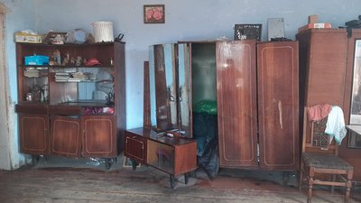 Сім'я прикарпатця, який виховує 4 дітей, потребує допомоги Сім'я прикарпатця, який виховує 4 дітей, потребує допомоги