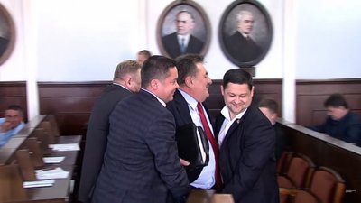 "Дідух до хати, біда з хати": самопроголошений бургомістр Чернівців балотуватиметься в мери
