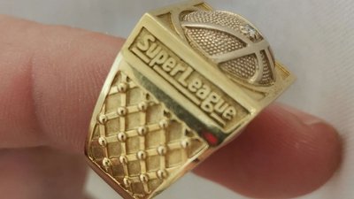 У Тернополі баскетболіст продав золотий чемпіонський перстень У Тернополі баскетболіст продав золотий чемпіонський перстень