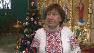 У Запоріжжі члени громадських організацій прикрасили ялинки у Соборі Святої Трійці У Запоріжжі члени громадських організацій прикрасили ялинки у Соборі Святої Трійці