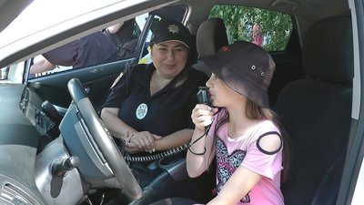 У Запоріжжі для дітей-переселенців влаштували свято безпеки У Запоріжжі для дітей-переселенців влаштували свято безпеки