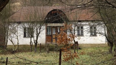 Прикарпатське село Озерце: холодні хати і теплі спогади Прикарпатське село Озерце: холодні хати і теплі спогади