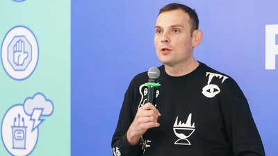 "Мене намагаються усунути від управління містом": мер Чернігова Атрошенко звернувся до Зеленського "Мене намагаються усунути від управління містом": мер Чернігова Атрошенко звернувся до Зеленського
