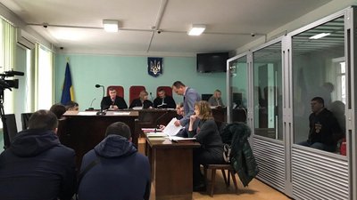 Справа про перевищення повноважень поліцейськими в метро: захист заявив відвід суду