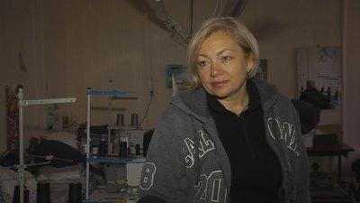 У місті на Волині шиють теплі речі для військових У місті на Волині шиють теплі речі для військових
