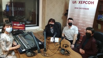 480 дітей на Херсонщині виховуються в дитячих будинках сімейного типу 480 дітей на Херсонщині виховуються в дитячих будинках сімейного типу