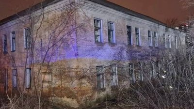 Горіла двоповерхова будівля та господарча споруда: у Дніпрі сталося дві пожежі Горіла двоповерхова будівля та господарча споруда: у Дніпрі сталося дві пожежі