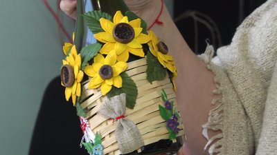 Майстриня з Житомирщини Ірина Єфімова створює оригінальний дизайн речей з підручних матеріалів Майстриня з Житомирщини Ірина Єфімова створює оригінальний дизайн речей з підручних матеріалів