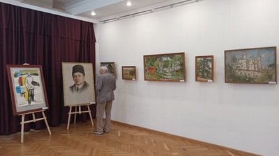 Виставка картин, художник Іван Хворостецький