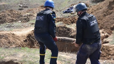 У селі на Одещині чоловік знайшов майже 350 боєприпасів часів Другої світової війни У селі на Одещині чоловік знайшов майже 350 боєприпасів часів Другої світової війни