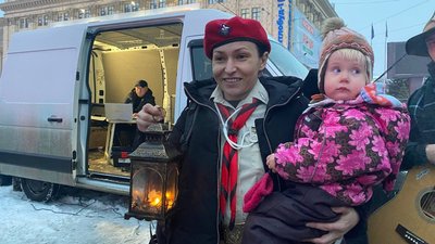 Харківські пластуни передали Віфлеємський вогонь Харківські пластуни передали Віфлеємський вогонь