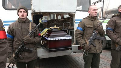 У Рівному попрощались з загиблими внаслідок авіаудару на телевежу У Рівному попрощались з загиблими внаслідок авіаудару на телевежу