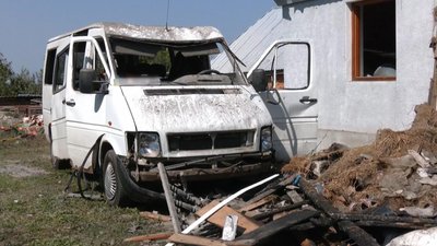 Поранена дитина та згорілі й зруйновані хати: наслідки російської атаки на Хмельниччині Поранена дитина та згорілі й зруйновані хати: наслідки російської атаки на Хмельниччині