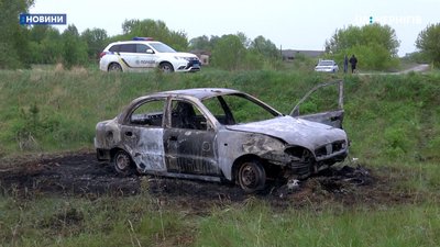 ДТП на трасі Чернігів-Грем’яч: в кюветі виявили згорілий Lanos, водій загинув ДТП на трасі Чернігів-Грем’яч: в кюветі виявили згорілий Lanos, водій загинув