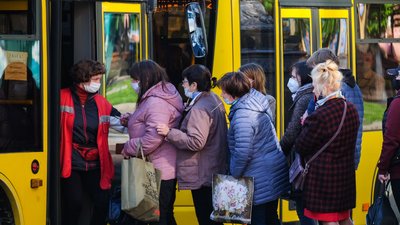 У Херсонській міськраді визначилися із графіком перевезень на кладовища у поминальні дні