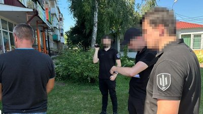 Працівника Кіровоградської ДСНС підозрюють в оформленні вигаданої інвалідності дружині військовозобов'язаного