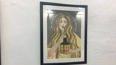 "Речі, які сильніші за страх і війну". У Сумах відкрили виставку Яни Совенко