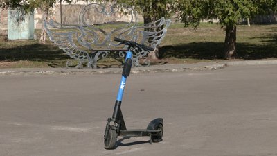 Рух електротранспорту заборонили у пішохідних зонах у Рівному