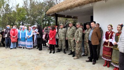 У Кринках на Херсонщині два десятиліття потому відкрили музей-садибу Остапа Вишні У Кринках на Херсонщині два десятиліття потому відкрили музей-садибу Остапа Вишні