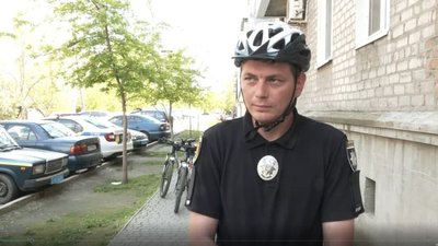 Правоохоронці на велосипедах - бердянські поліцейські опановують новий транспорт Правоохоронці на велосипедах - бердянські поліцейські опановують новий транспорт