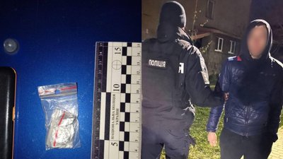 Намагався сховати у роті. В ужгородця виявили 11 згортків наркотиків