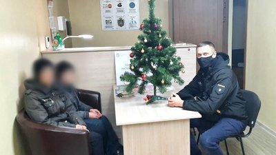 Поліція склала адмінпротокол на херсонця за економічне насильство проти родини