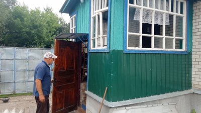 "Гусей стадо повністю розбило. Десять штук" - мешканці села Павліка на Сумщині про обстріли села "Гусей стадо повністю розбило. Десять штук" - мешканці села Павліка на Сумщині про обстріли села