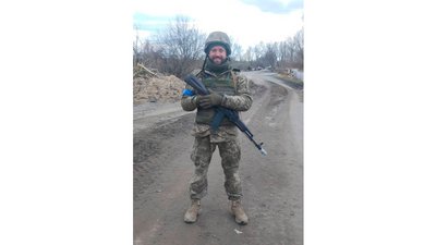 Не роздумуючи, пішов добровольцем. Історія загиблого біля Соледару бійця Володимира Витошка Не роздумуючи, пішов добровольцем. Історія загиблого біля Соледару бійця Володимира Витошка