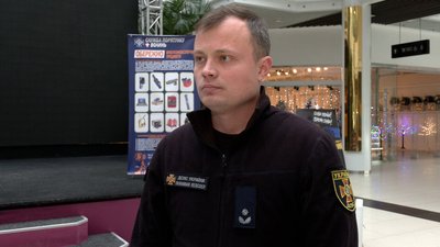 Надавати домедичну та першу медичну допомогу навчали чернігівців рятувальники з Волині Надавати домедичну та першу медичну допомогу навчали чернігівців рятувальники з Волині
