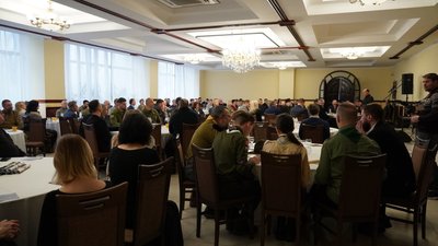 Просили перемогу для України: у Черкасах відбувся молитовний сніданок Просили перемогу для України: у Черкасах відбувся молитовний сніданок