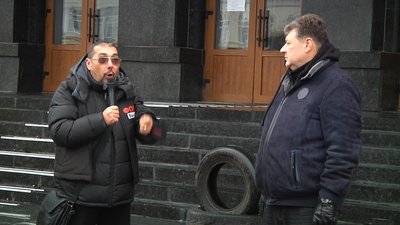 У Житомирі підприємці протестували проти січневого локдауну та впровадження касових апаратів У Житомирі підприємці протестували проти січневого локдауну та впровадження касових апаратів