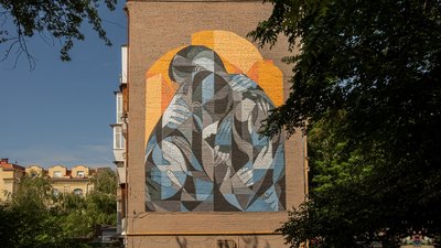 Новий мурал на Подолі в Києві присвятили українським волонтерам