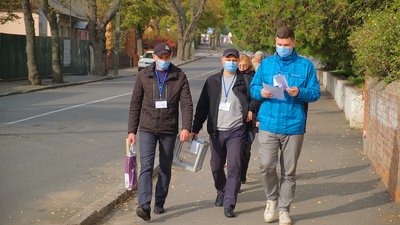 Вибори вдома: як голосують вінничани за місцем перебування Вибори вдома: як голосують вінничани за місцем перебування