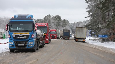 вантажівка