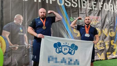 Тарас Сасовський та Олег Моргу після отриманих перемог в Іспанії
