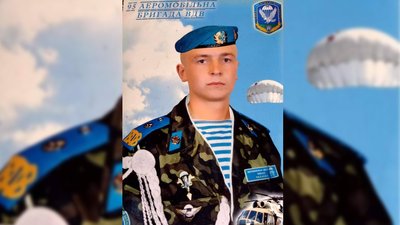 На Сновщині прощалися з двома бійцями, які захищали Чернігівщину